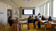 Das Bild zeigt Teilnehmende des Workshops "Sexualität in der Pflegeausbildung – Tabu und/oder Thema?"