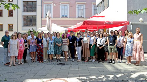 Gruppenbidl mit ca. 30 personen
