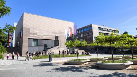 Gebäude der Jan-Evangelista-Purkyně-Universität (UJEP) im böhmischen Ústí nad Labem 